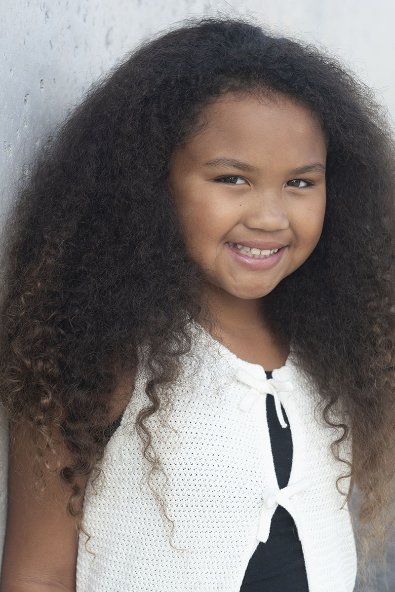 Female Model - Azurae - Focus International Hawaii